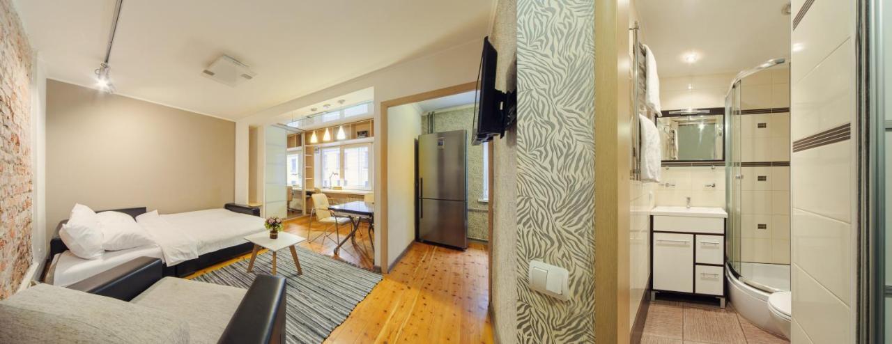 Bright Apartments On Internatsionalnaya 明斯克 外观 照片