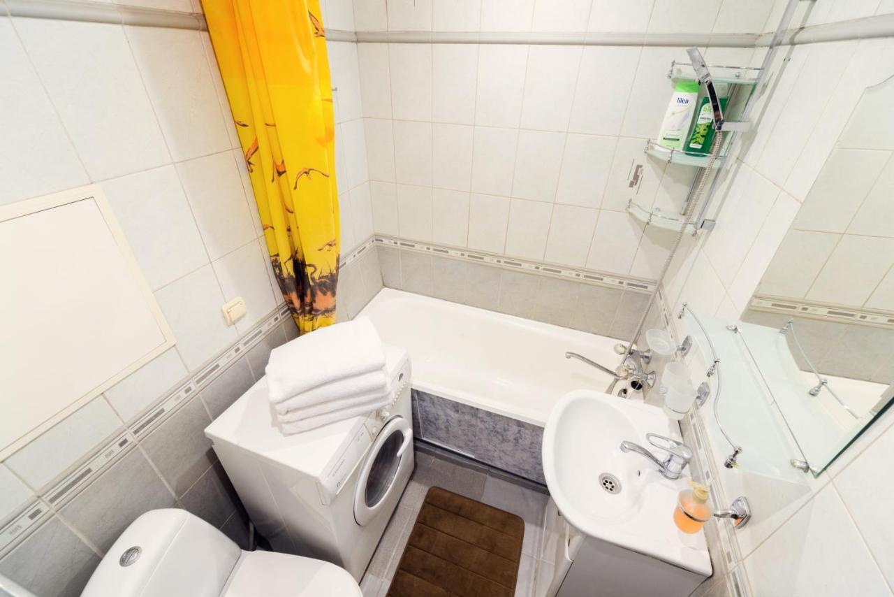 Bright Apartments On Internatsionalnaya 明斯克 外观 照片
